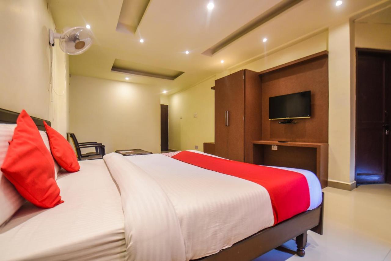 Oyo 7905 Holiday Inn Dalhousie Bagian luar foto